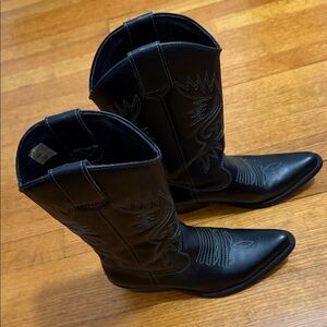 Vegan Black Western Style Women's Cowboy Boots